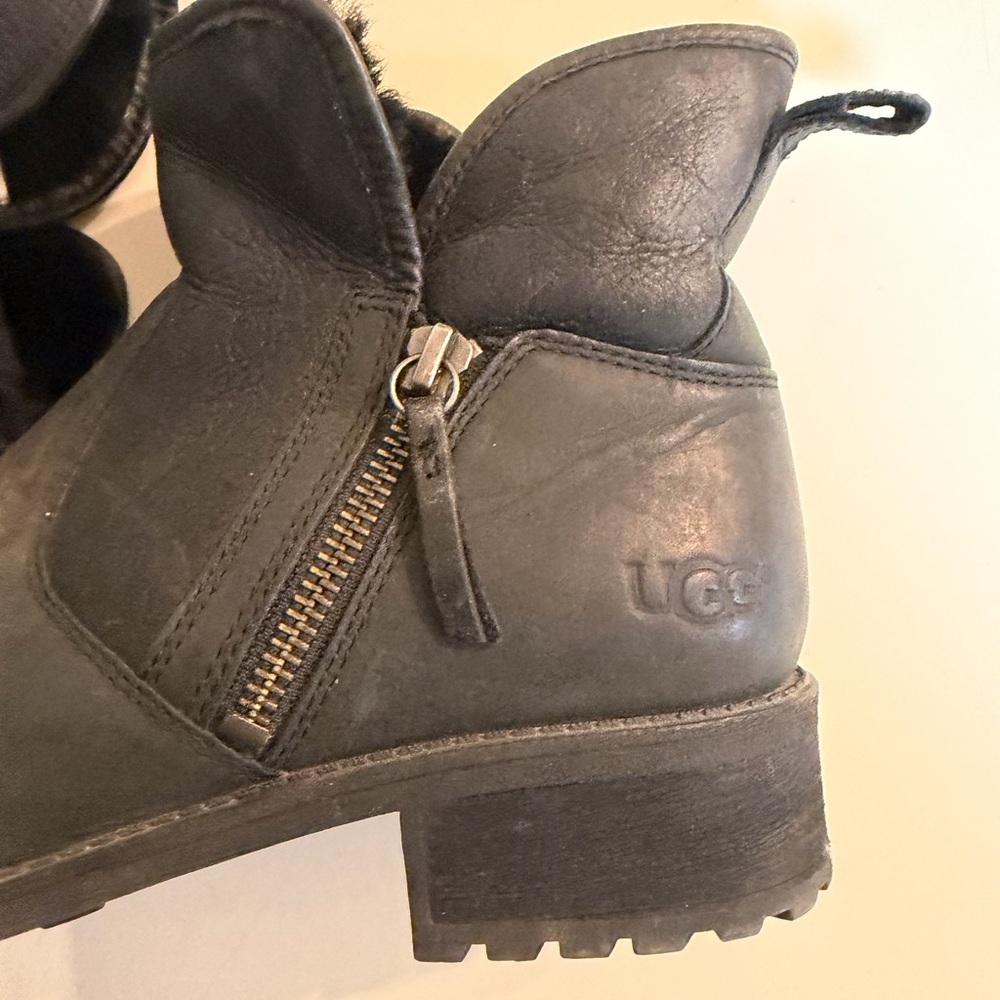 UGG Lavelle Ankle Leather Boots, Black, Size 8 - Picture 6 of 12